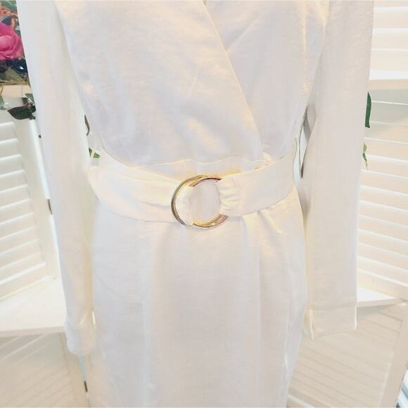 LULUS WHITE SILK LIKE BELTED LINED NEW DRESS SIZE SMALL - Picture 6 of 7